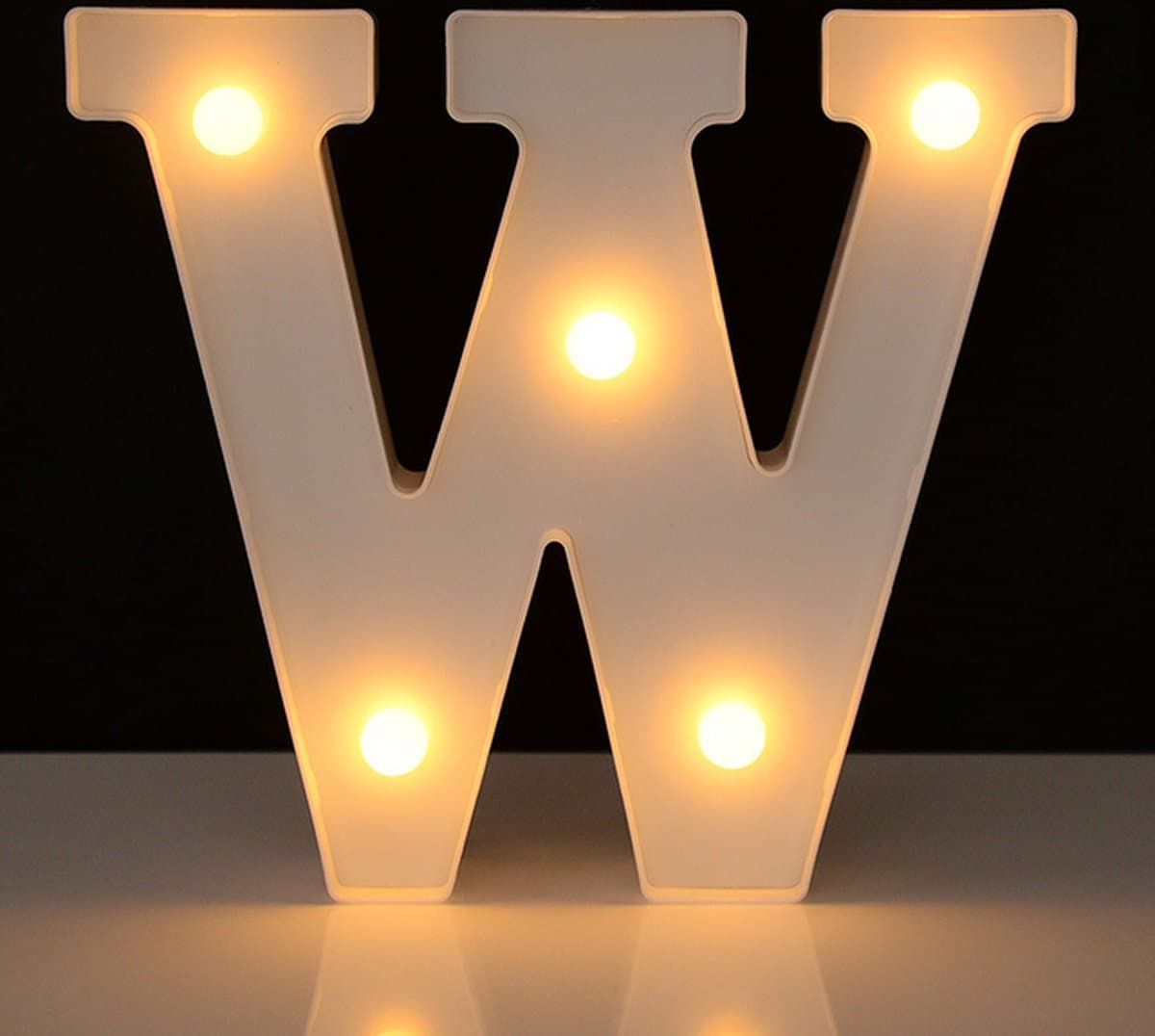 Lichtgevende Letter W - 16 cm - Wit - LED