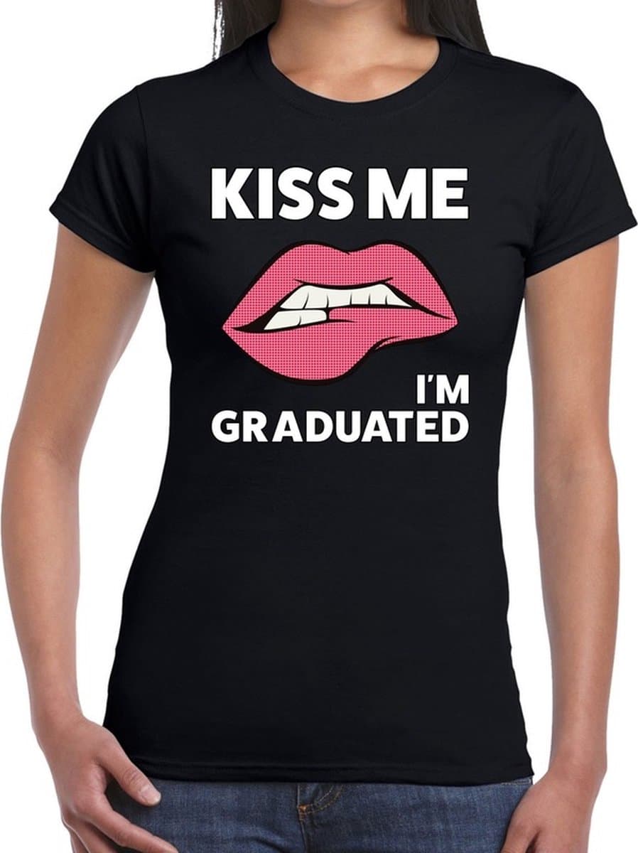 Kiss me i am graduated t-shirt zwart dames - feest shirts dames - geslaagd/afgestudeerd kleding L