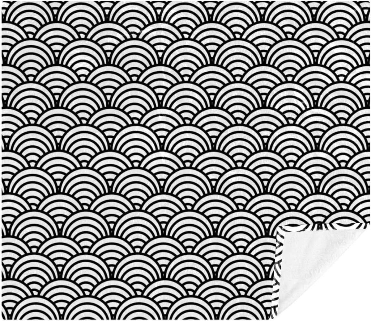 Fleece Gooi Deken - Zachte Plaid - Gezellig Ontspannen - Dubbelzijdig Ontwerp - 150x130 cm - Zwart Wit