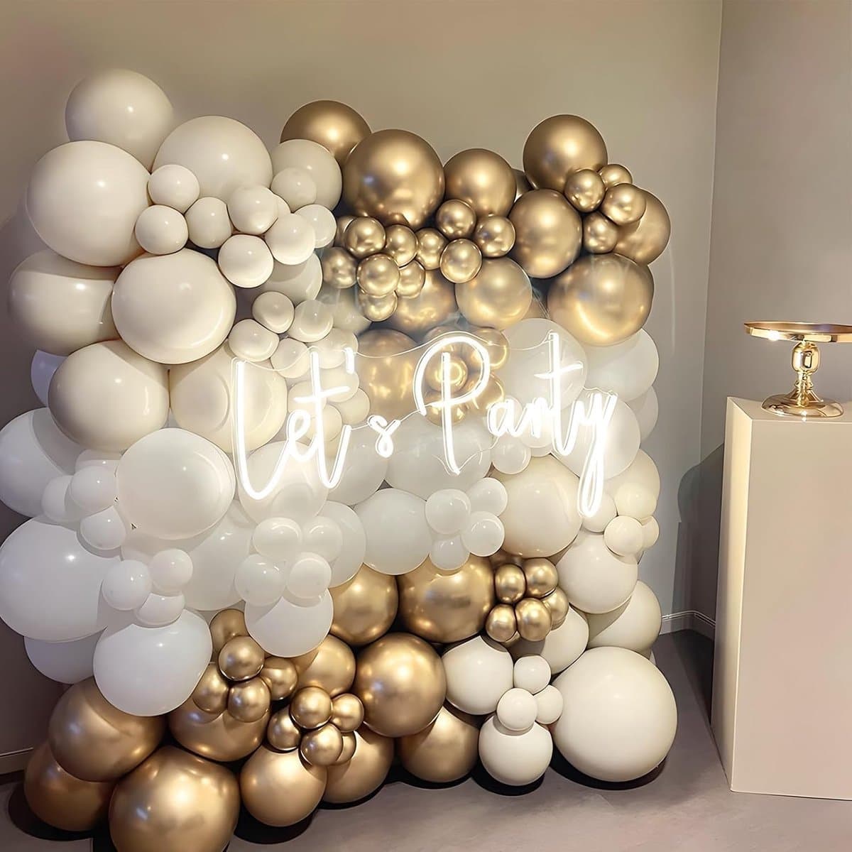 ballonboogset, 131 zandwitte en gouden ballonslingerset, doe-het-zelf ballonnenboog voor jongens- en meisjesverjaardagsfeestjes Babyshower Bruiloft Bruidsverloving Verjaardag Decoraties