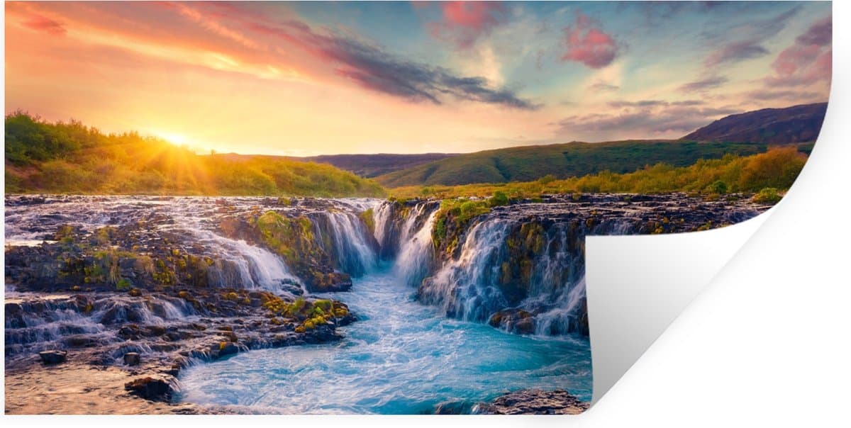 Muurstickers - Sticker Folie - Waterval - Planten - Mos - Landschap - Zonsondergang - Rots - 120x60 cm - Plakfolie - Muurstickers Kinderkamer - Zelfklevend Behang - Zelfklevend behangpapier - Stickerfolie