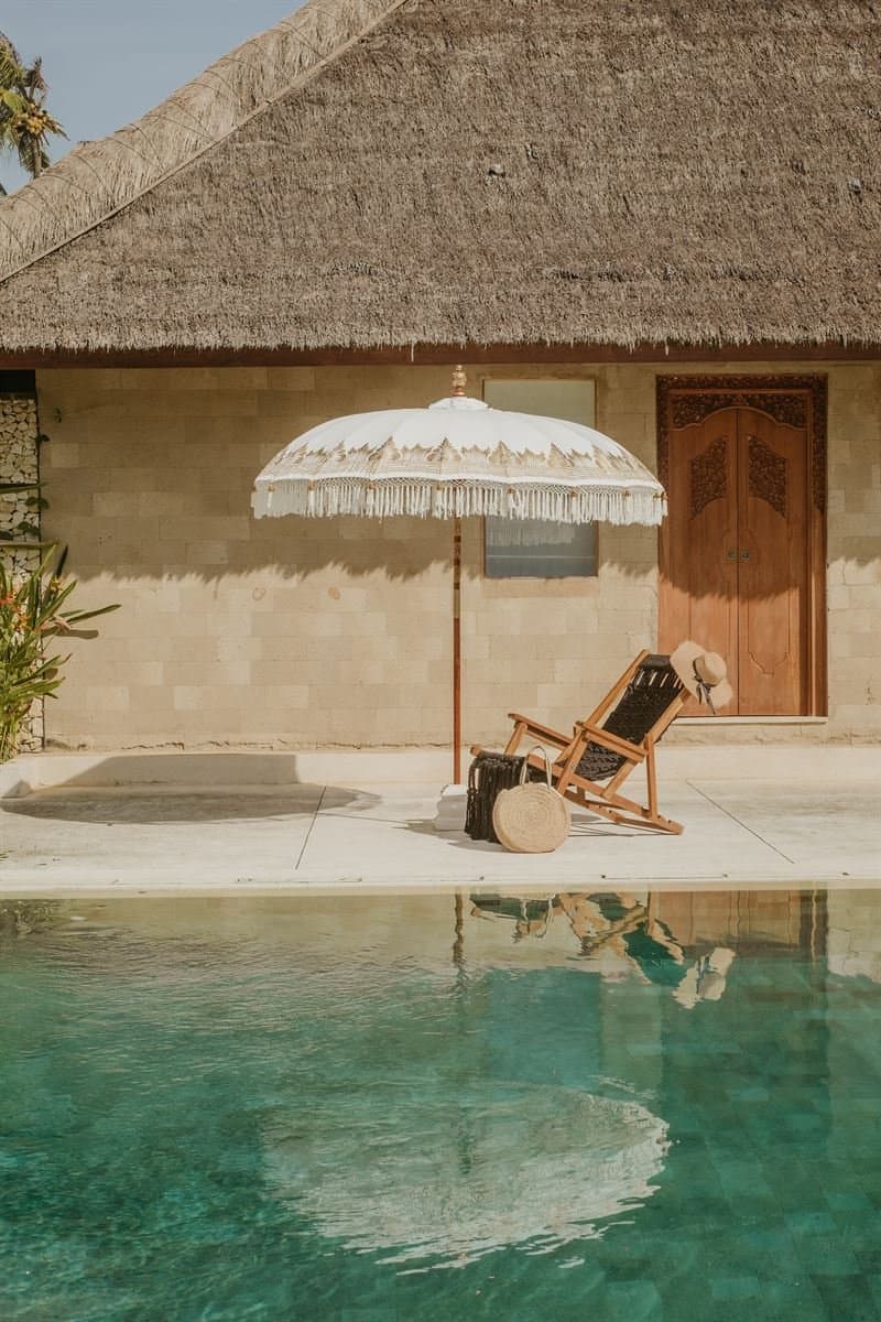 Bali parasol - half goud créme - 180 cm