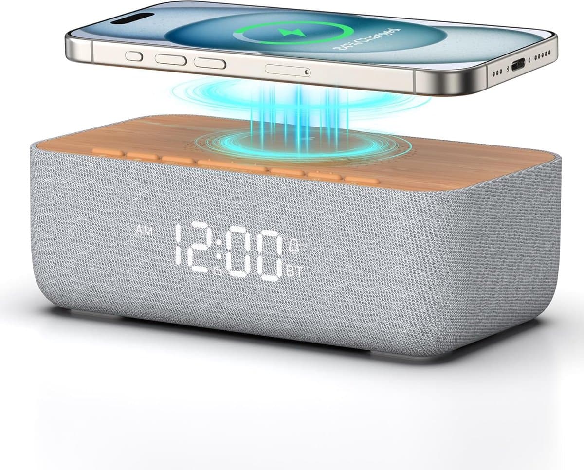 REACHER Digitale wekkerradio met draadloos laadstation en bluetooth-luidspreker, 15 W, magnetisch snel opladen, compatibel met MagSafe, 6 wekgeluiden, dimbaar 0-100% display en FM voor slaapkamer