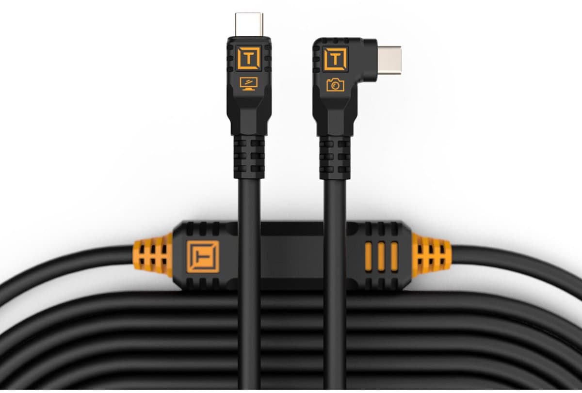 TetherTools TetherPro USB-C To USB-C 9.4m Straight To Right Angle Zwart