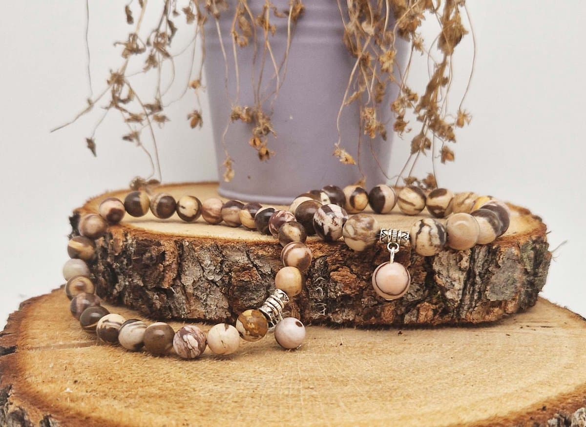 Handgemaakte Fatema natuursteen armband met natuursteen hanger " Australia zebra jasper" -8 mm diameter van de korrel- Diameter armband 20 cm - Een mooi cadeau voor familie en vrienden