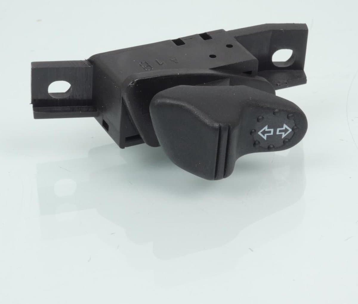 rms stuurdeksel knop voor piaggio 300 vespa gts ie scooter 2012 tot 2013 294723 / nieuw knipperlicht