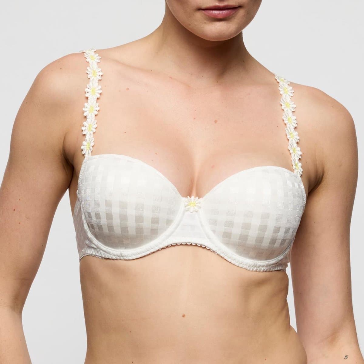 Marie Jo Avero Voorgevormde Balconette Bh 0100419 Ivory Petal - maat EU 85E / FR 100E