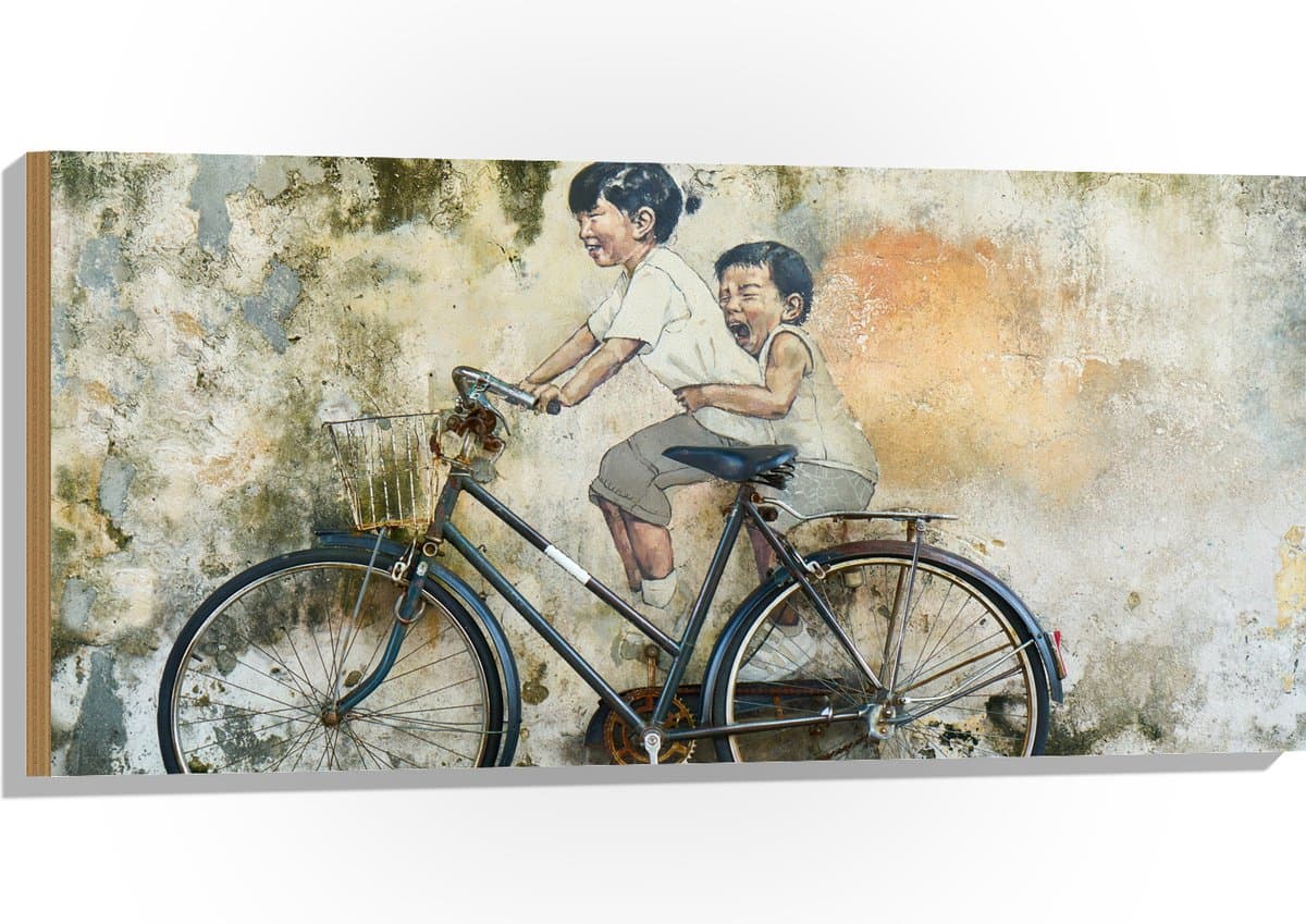 Hout - Muurschildering van Twee Broertjes met Geparkeerde Fiets - 100x50 cm - 12 mm dik - Foto op Hout (Met Ophangsysteem)