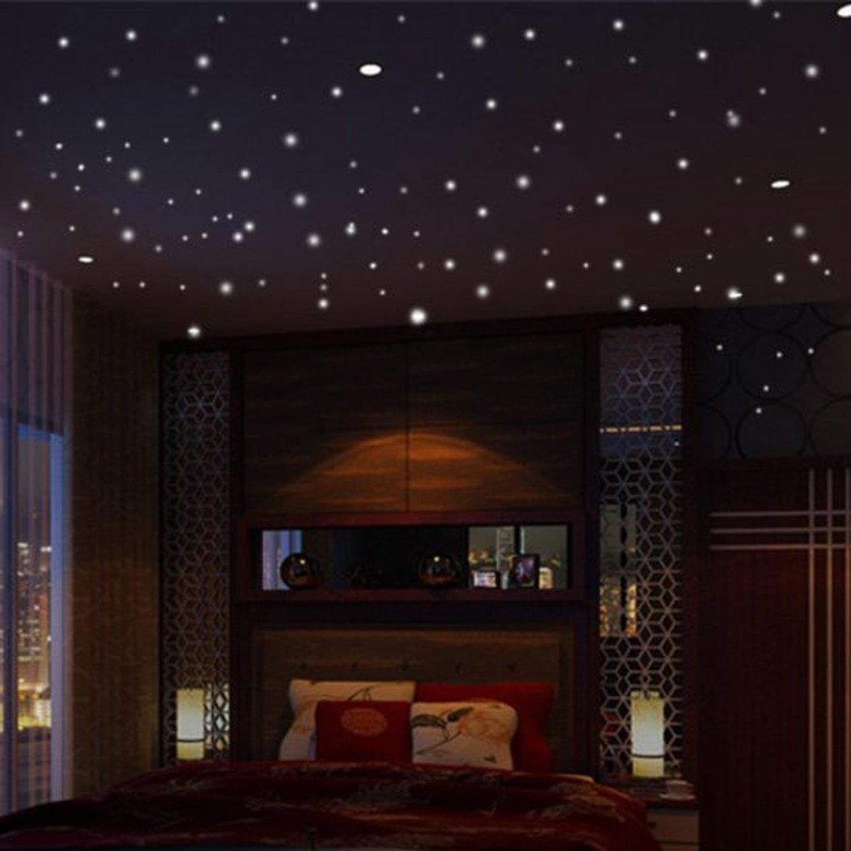 KELERINO. Glow In The Dark Muurstickers Stippen - 407 Delig