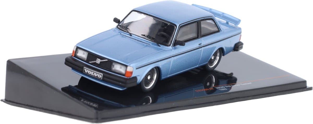 Volvo 240 Turbo 'Custom' 1983 - 1:43 - IXO Model
