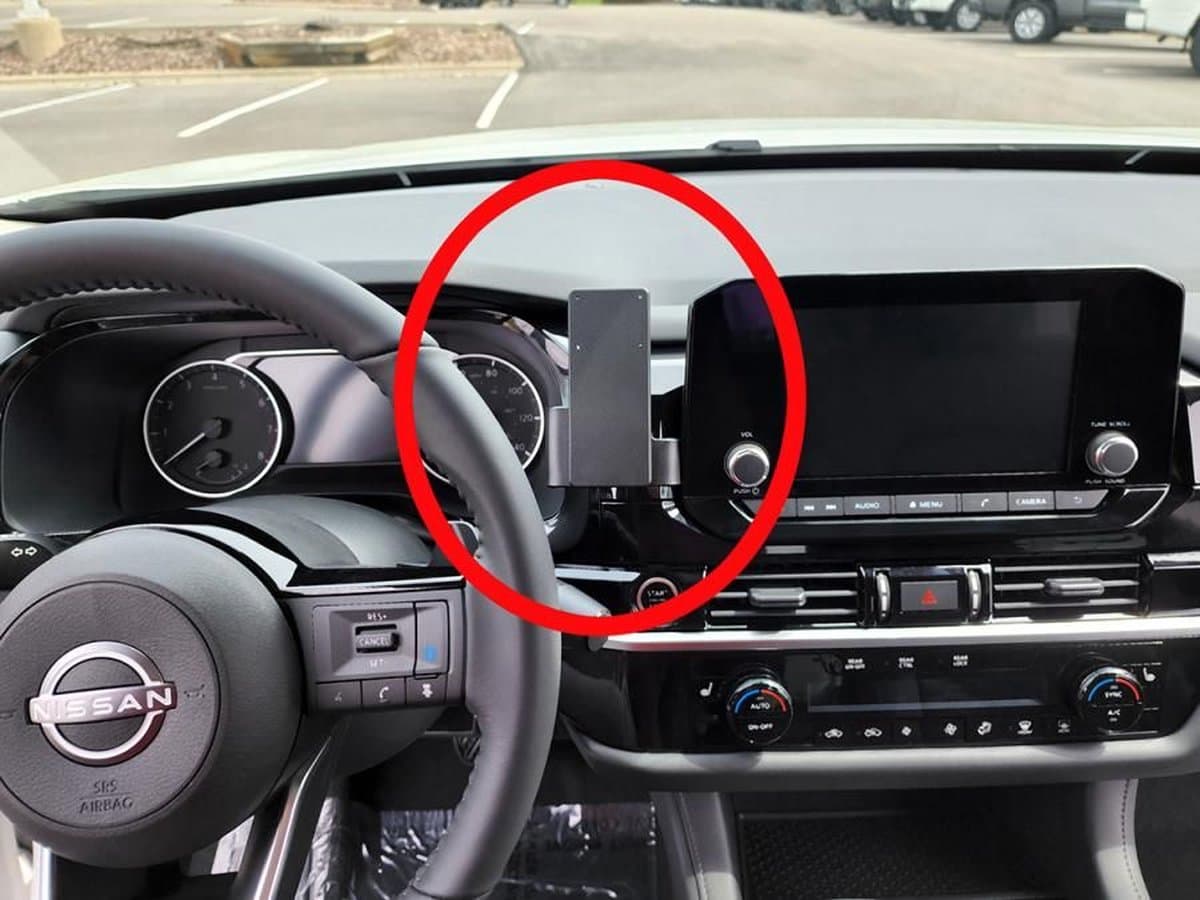 Brodit ProClip houder geschikt voor Nissan Pathfinder 2022 - Center mount