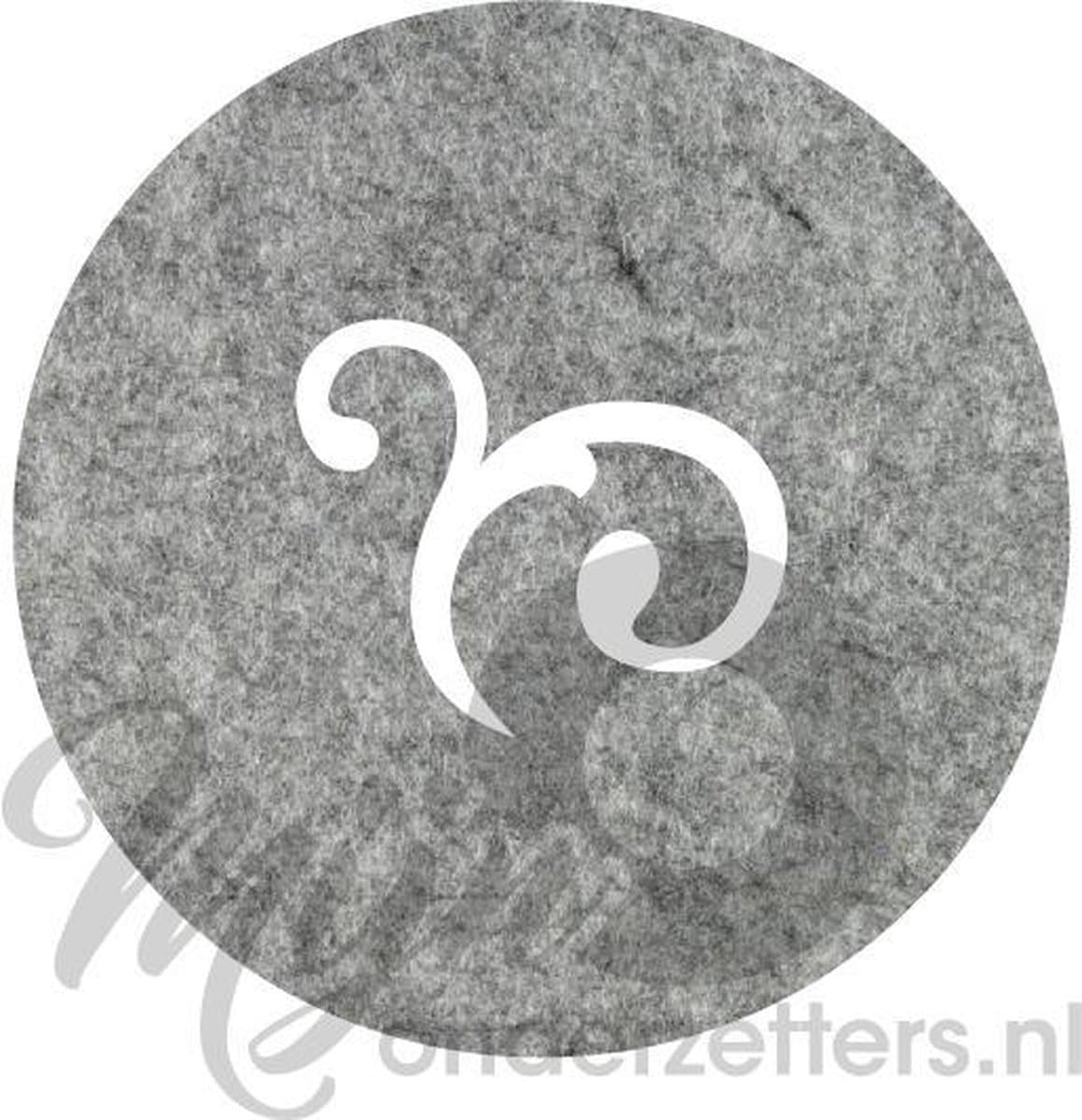 Design shapes 2 vilt onderzetters - Gemeleerd grijs - 6 stuks - 10 x 10 cm - Tafeldecoratie - Glas onderzetter - Cadeau - Woondecoratie - Tafelbescherming - Onderzetters voor glazen - Keukenbenodigdheden - Woonaccessoires - Tafelaccessoires