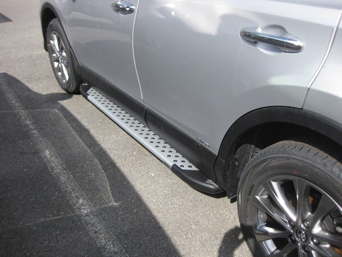 Rav4 2013-2018 Treeplanken Aluminium geborsteld met rubberen nopjes