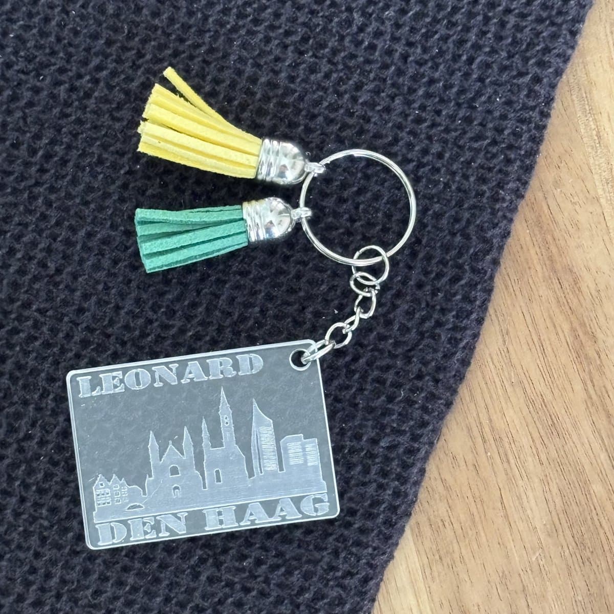 Sleutelhanger skyline Den Haag met naam - sleutelhanger volwassenen - cadeau - skyline Den Haag