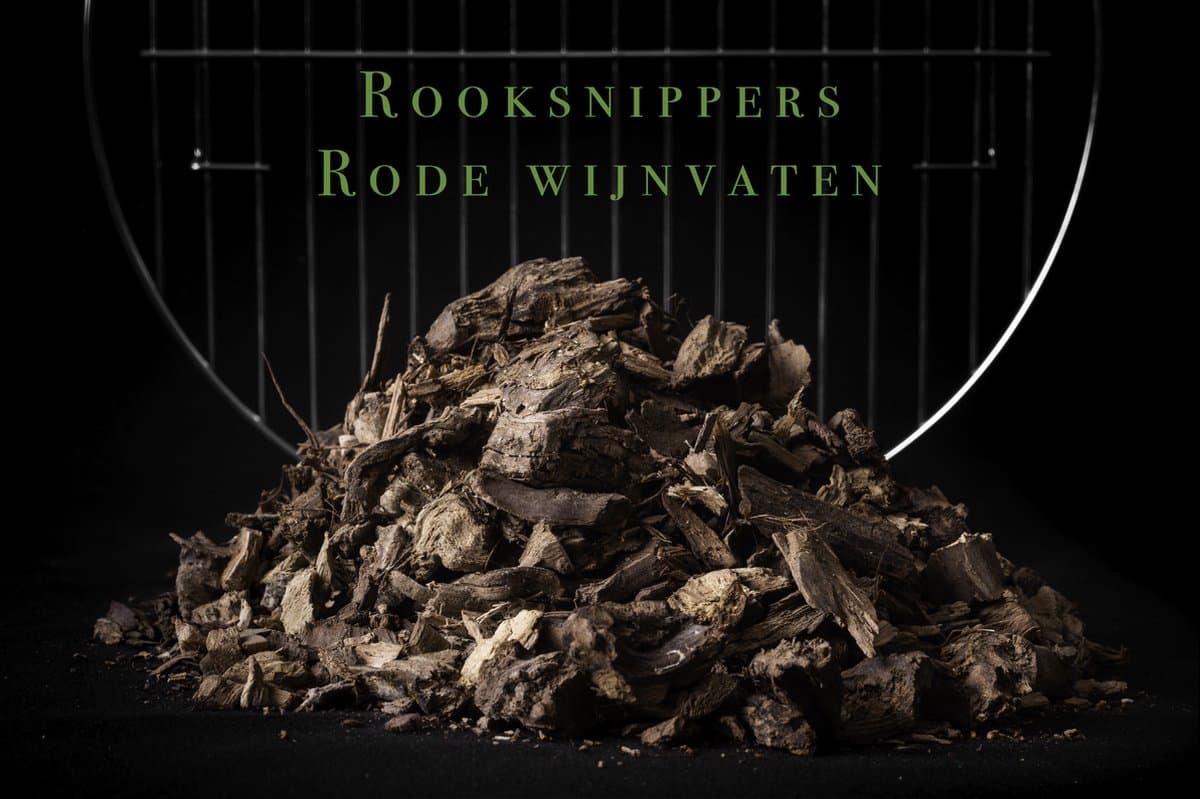 Eigen productie - Rooksnippers van oude rode wijnvaten 1kg = 4000 ml = 4 Liter ( LEVERING MEESTAL BINNEN DE 2 A 3 WERKDAGEN )