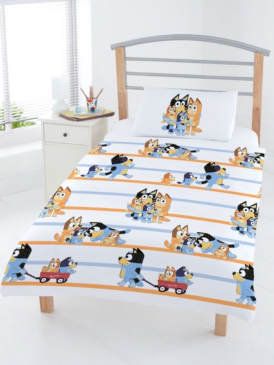 Bluey Family Peuter Dekbedovertrek - 120 x 150 cm - Inclusief Kussensloop - 100% Katoen - Multi