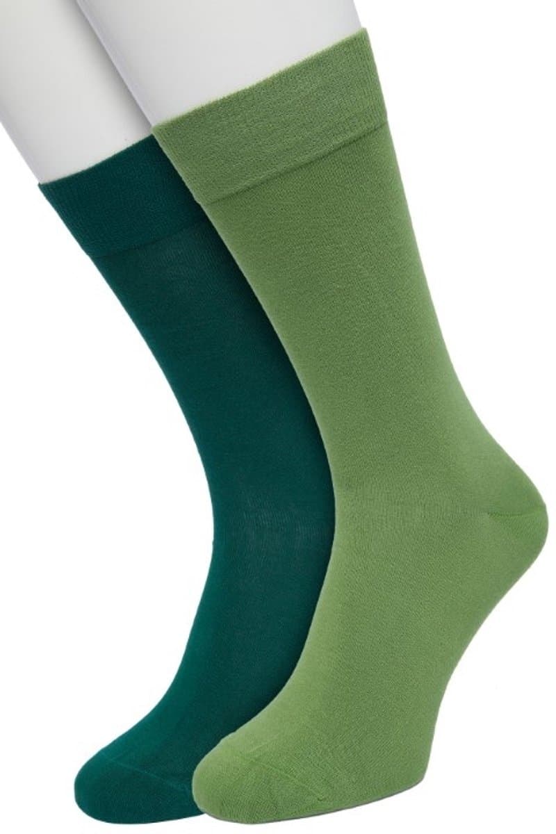 Bonnie Doon Basic Sokken Heren set Licht Groen met Donker Groen maat 40/46 - 2 paar - Basis Katoenen Sok - Gladde Naden - Brede Boord - Uitstekend Draagcomfort - Goede Pasvorm - 2-pack - Multipack - Effen - Trekking Green/Loden Frost - OL6324012.495