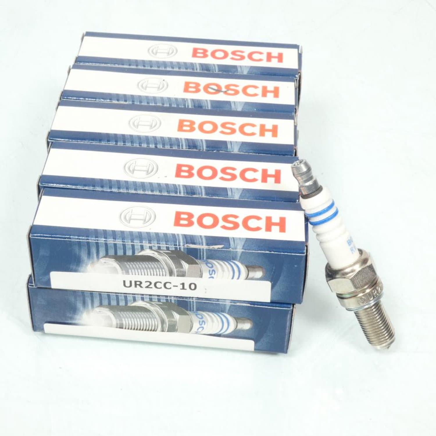 Bougie d'allumage Bosch pour Scooter Yamaha 530 Xp T-Max Sx 2018 à 2019 Neuf