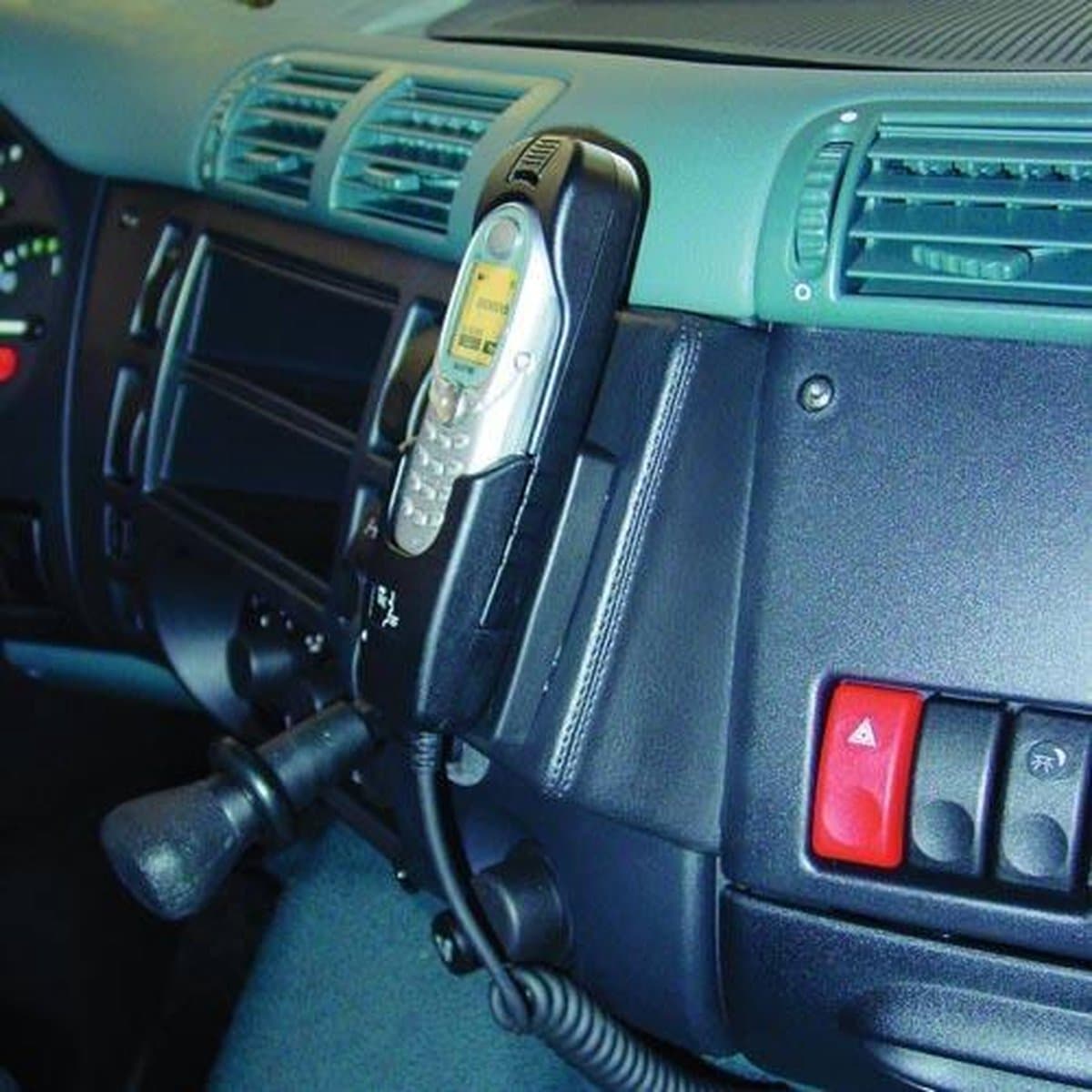 Kuda houder geschikt voor DAF CF 95 09/20002012 Kleur: Zwart