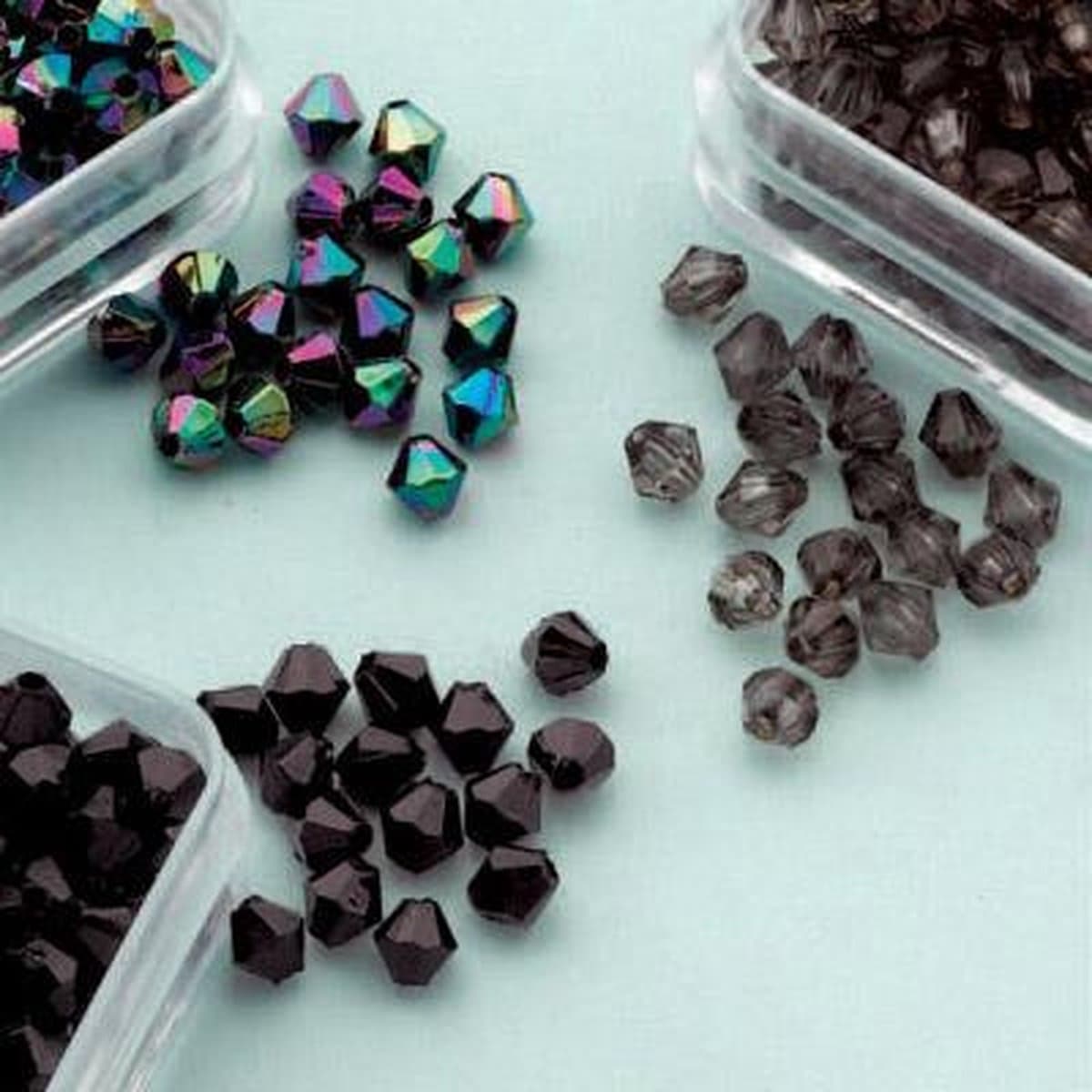 Acrylkralen 4mm Diamond Shape - 4 grs x 3 doosjes - Zwart