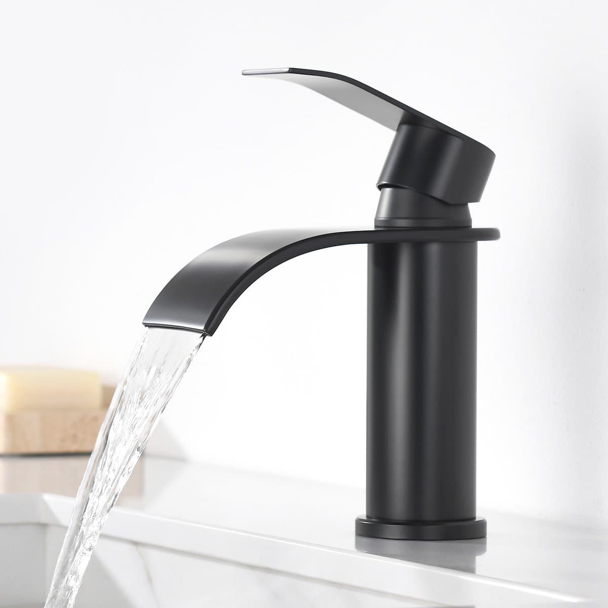 CECIPA max Wastafelkraan - Watervalkraan Badkamer Kraan - Zwart - Waterbesparend - RVS - Warm en Koud - Mengkraan