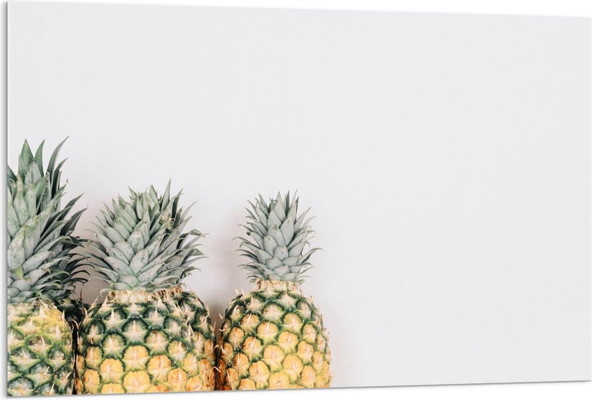 Acrylglas - Ananas op Witte Achtergrond - 120x80cm Foto op Acrylglas (Met Ophangsysteem)