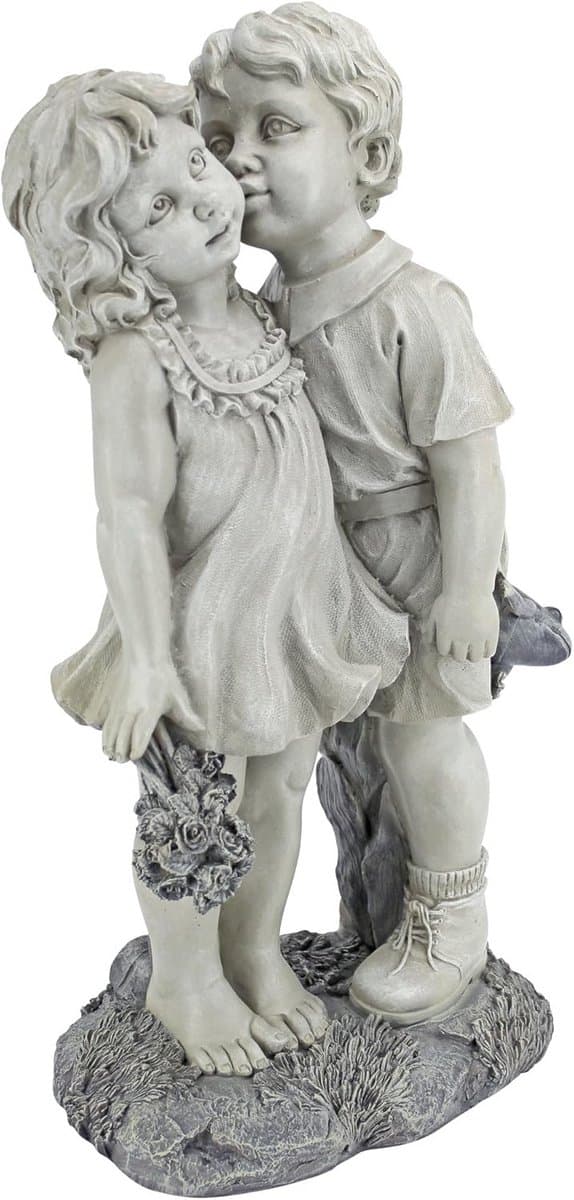 Kinderen zoenen beeld - Tuinfiguur liefde - Tuin decoratie - Handgegoten hars - 20 cm breed - Gekleurd