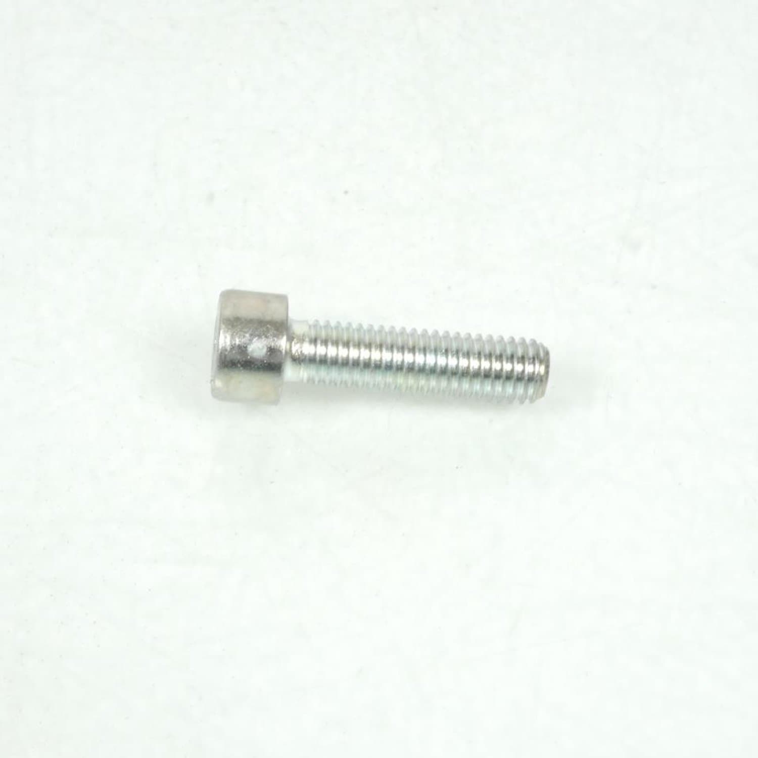 Vis BTR M8x1.25 L30mm pour moto Derbi 660 Mulhacen 2007 00H00200831 Neuf