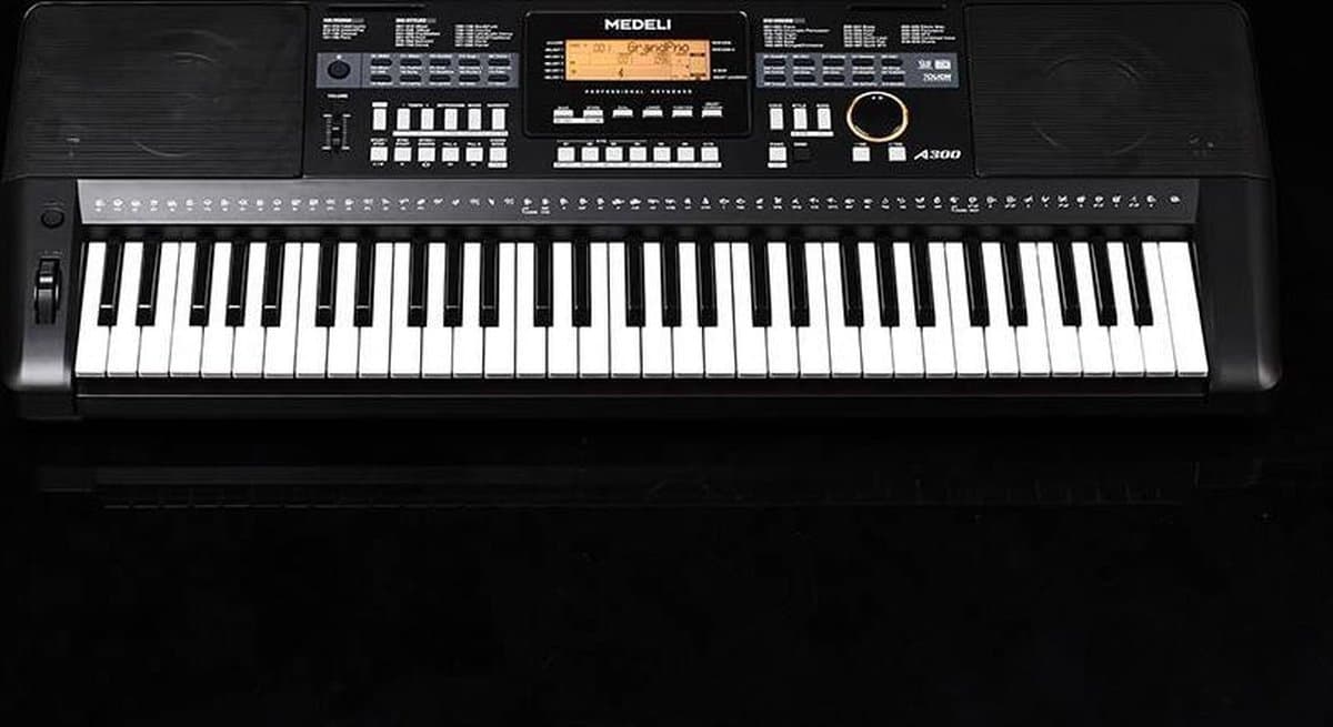 Medeli A300 - Keyboard met 61 aanslaggevoelige toetsen